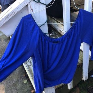 3/4 sleeve blue shirt